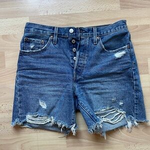 Levi’s 501 Vintage Denim Distressed Women's Shorts sz 28